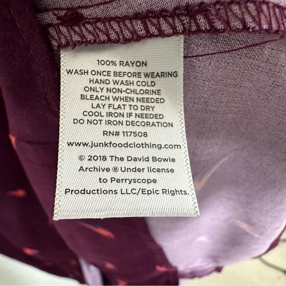 Junk Food Womens Lightning Bolt Button Up Dress Sz Medium Purple Tie Waist - Picture 6 of 7